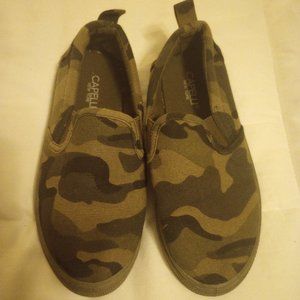 Boys Camouflage slipon sneakers